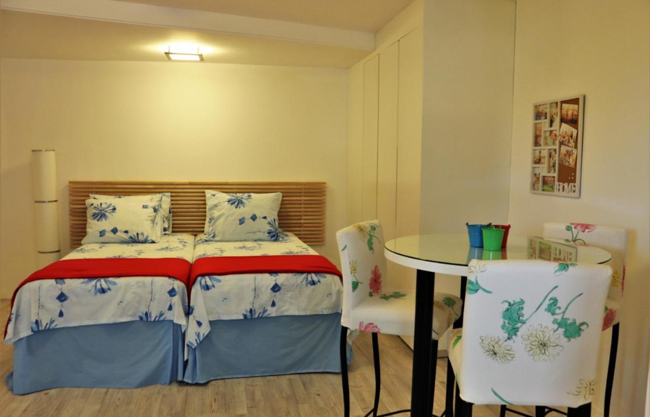 Red Cozy Stay Lemesós Eksteriør bilde