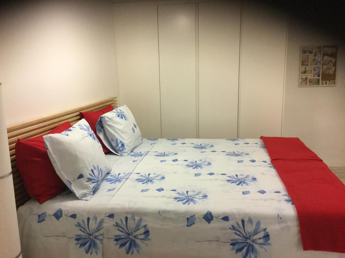 Red Cozy Stay Lemesós Eksteriør bilde